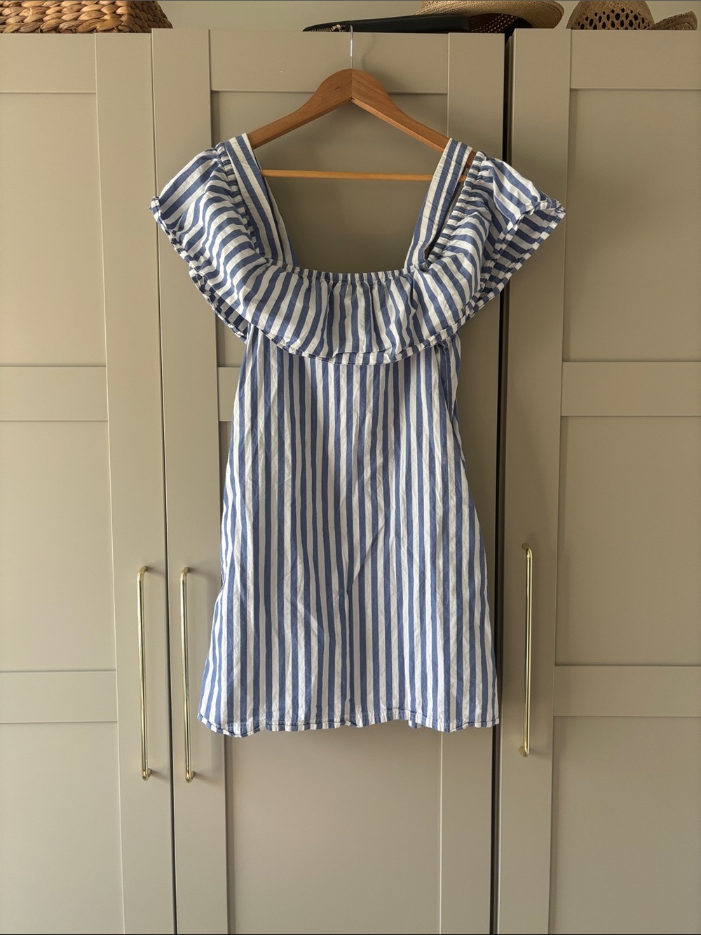 WHIT TWO Blue & White Striped Button-Up Shirt